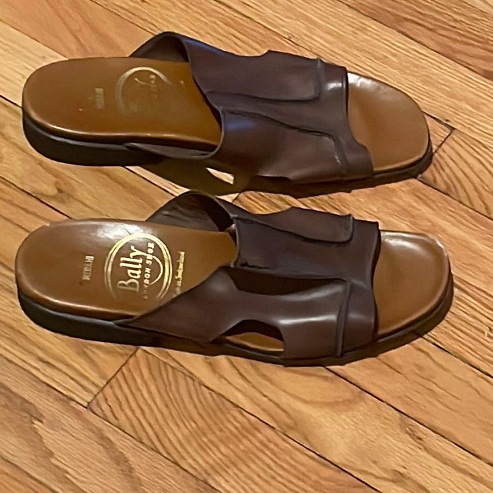 Bally Londen shoe, Medani model.